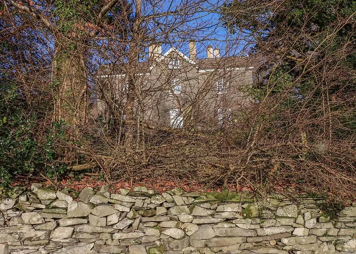 Thwaite House 度假居 *